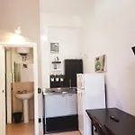 Smart Station Apartment *