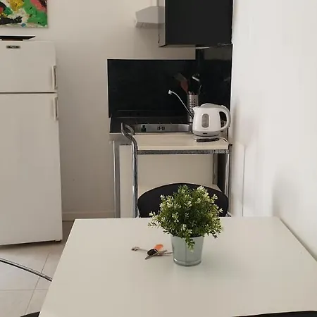 Smart Station Apartman *