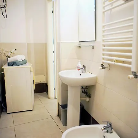 Smart Station Apartman *